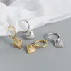 Orecchini a bottone Europei e americani transfrontalieri di lusso S925 Argento Ins Metallo Wind Bottone a forma di cuore vintage con borchie a forma di cuore Donna