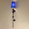 Lampa ścienna Big Blue Lufade LED Light Lighting salon El Club Deco czarny strych schod