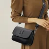 Kvällspåsar mode kvinnor äkta läder axel 2022 trend handväska kvinnlig designer trend crossbody casual svart handväskor