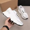 2023 buty w stylu casual trampki do biegania męskie buty mieszkania Model biały trener mody Outdoor grube dno strój Sneaker obuwie do chodzenia Sneaker