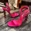 Aura Crystal Heels Sandals 고급 디자이너 Aquazzura Rhinestone 장식 여성 드레스 신발 패션 투명 PVC 10.5cm 하이힐 로마 샌들 상자