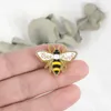 Brooches Golden Line Bee Honey Brooch Be Kind Jewelry Sweater Backpack Denim Jackets Accessories Pins Up