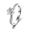 S925 Silver 0.5ct Moissanite Band Ring for Wedding 아름다운 클래식 디자인