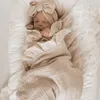 寝袋Insフリルのモスリンベビースワドルブランケット生まれた幼児の寝具のためのオーガニックアクセサリー
