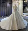 2023 luxe robe de bal robes de mariée en dentelle perlée paillettes robe de mariée, plus la taille à manches longues Sprakling robes de mariée arabe Dubaï