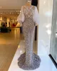 2023 Designer sjöjungfru aftonklänningar Långa ärmar Sparkly paljetter Kristaller pärlstav spets applikation plus size pleats prom klänning formell skräddarsydd vestidos