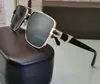 Fashion Classic 080 zonnebrillen voor mannen metaal vierkant goud frame UV400 unisex vintage stijl houding zonnebrillen bescherming brillen bril