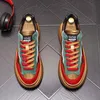 Luksusowe męskie buty buty Dopasowanie kolorów trampki sportowe drukowanie płaskich studentów nastolatków trendy buty