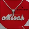 Pendanthalsband Anpassade borst Kursiv isad bokstav Pendant Namn Halsband Baguettes Chain Micro Paled CZ Personlig Hiphop Jewe Dhyj0