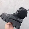 المصممون الرجال أحذية منصة مصقول ROIS Boot Top Cowskin Leather Nylon Martin Boot مع حقيبة قابلة للإزالة أسود أزياء النساء الأحذية الخارجية NO43