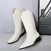 Boots Women Mid Calf Western Cowboy Pointed Toe Knee High Pull on Ladies Fashion Leather Embroidery Botas Mujer 35-43 221122