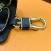 Fashion Keychain Buckle Bag Lovers Car Keychains Handmade Leather Designers Key Chain Men Women Bag Pendant Accessories 4 Color