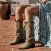 Buty Naturalne zamszowe haftowane kobiety skórzane ręcznie robione spiczaste palce pięta jesienna zima kowboj Western Retro Botas 221122