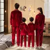 Family Matching Outfits Year Adult Kid Clothes Warm Velvet Sleepwear Winter Christmas Pajamas Set 221122