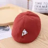 Beret Cartoon Bear Hat Toddler Baby Kids Cap for Boys Dziewczyny Elastyczne przystojne dzieci Akcesoria do czapki bawełna 1-4 lata