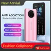 Ny Unlocked Ultra-Thin Small Cell Phone Mini Dual Sim Card Portable Student Mobile Fashion MP3 FM Falllamp Loud Speats Present Mobiltelefon