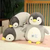 5580 cm Giant Liging Soft Penguin Plush Cushion Fluffy Lazy Sofa Living Room Decoratie Mooie pluche speelgoed voor kinderen Verrassing J220729