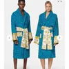 2022 Five Star Hotel Erkekler için İlkbahar ve Yaz Saf Pamuk İnce Aşıklar 'Nightgown Full Pamuk Uzun Yumuşak Su Emilim Hızlı Kurutma Batalı