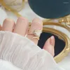 Pierścienie klastra Koreańska modna pusta kwiat Tulip otwartego projektu Pierścień dla Lady 14K Real Gold Charm Regulowany palec bijoux wisiorek
