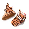 First Walkers Baby Shoes Winter Boy Girl Socks Meerdere dieren Warm geboren Crib baby Crawl mocassin 221124