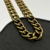 Vintage łańcuchy wisiorki Naszyjniki miedziane stare złoto plisowane okrągłe szafki projektant wiadra początkowa alfabet litera b urok krótki kółek choker dla kobiet biżuteria