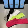 Tasarımcılar Erkek Kadınlar Çorap Beş Marka Luxe Sports Kış Meyves Mektubu Baskılı Çorap Pamuklu Adam Kadın Çorap İle Hediye Kutusu