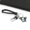 Keychains JoJos Bizarre Adventure Braed Leather Keychain Higashikata Josuke Pingente Bag Chave Rings Holder Men Anime Jewelry Llaveros