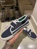 Tennis 1977 Canvas Shoes Natual Luxurys Hook and Loop Loop Womens Shoe Italy Green and Red Web Stripe Rubber Sole Stretch Cotton Sneakers Screaky Screaky