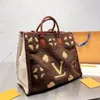 Designerska torba na zakupy damska torebka LQ duże ramię Onthego Fashion zimowa wełna jagnięca pluszowy pakiet Crossbody torby na ramię list 2211241D