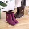 Regen Stiefel Elegante Kurze Frauen Gummi Knöchel Herbst Herbst Tag Wasserdichte Frau Schuhe 221124