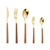 Set di posate Set di posate moderno di design Campeggio Matrimonio Servizio in legno Utensili da cucina Forchette Cucchiai per la cena Stoviglie Platos occidentali