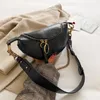 Midjepåsar läder Fanny Pack Women Chain Fashion Banana Belt dragkedja Hög kapacitet njurarna Crossbody 221124