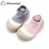 Primeros caminantes Zapatos antideslizantes para niños Nacidos Bebés Niñas Piso Calcetines de rayas Niños Infante Niño Suela de goma Calcetín interior 221124
