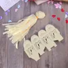 Cadeau cadeau 100pcs couple design luxe laser coupe bonbons de mariage bonbons boîtes de faveur avec des décorations de table de ruban A20 221124