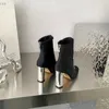 Luxus Pferdehaar Frauenstiefel Kurzer Knöchelquadrat Metall Heels Stiefel für Frauen T-Show Reißverschluss Schnürschnalchen Stiefel