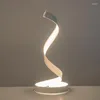 Masa lambaları Modern Led Plumones De Cama GÜNCELLİKLERİ DECO Vintage Lamba Bükülmüş Mor Yatak Odası