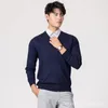 Herrtröjor Autumn Winter Men's Cashmere Sticked tjock tröja botten Skjorta mode Varm långärmad pullover lyx för män