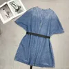 Designer di abiti casual Nuovo abito con colletto tondo a triangolo blu jean di lusso per il noto abbigliamento femminile all'ingrosso 3EMZ