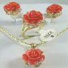 Hermoso plato de oro Rose Coral Collar de flores Pending Anillo de arete Set 6-9#