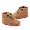 İlk Walkers Marka Born Bebek Bebek Ayakkabı Yumuşak Sole Crib Sıcak Botlar Antislip Sneaker Solid Pu 1 yaşındaki 018 ay 221124