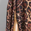 Trench feminina casacos vintage fêmea de leopardo 2022 feminino cano de colarinho bate de morcego de morcego com roupas de vento soltas
