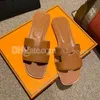 Kvinnor tofflor designer sandal strand glid för kvinna tofflor krokodil hud läder flip flops sexiga damer orange scuffs skor original låda dammväska pretto