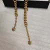 Nuevo collar de diseñador y gargantilla de pulsera para pulseras de letras unisex Suministro de cadena de oro Collares con dijes de acero inoxidable de alta calidad
