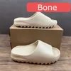 Designer Sandals Onyx Runners Slippers Mens Bone Ochre Desert Sand Soot Slides Runner Mx Moon Grey Ararat Mist Summer Women