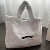 Nowe torby wieczorowe TOTES PRABAG TOTE BAG Zimowy Pluszowy projektant torebek Kobiety Białe zakupy torebka crossbody 220928