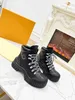 مع Box 2023 Ruby Flat Ranger Boots Boots Women Leather أحذية رياضية مرتفعة خارجيًا سميكًا قاعًا