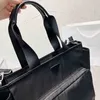 Nya kvällspåsar Totes Prabag Tote Nylon Designer Women Luxury Handbag Casual Pouch Shopper stor kapacitet axelkvalitet Purse plånbok fast färg