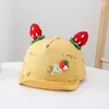 Bérets 2022 Casquettes de printemps Casquettes de printemps pour enfants Accessoires de fraises Chapeau de baseball réglable pour bébés garçons filles chapeaux de soleil snapback