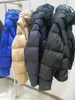 Varumärke Kvinnor Jackets Designer Design Casual Coat samma Down Jacket Löstagbara ärmar Huva Down Jacket för män och kvinnor Vintermode för att hålla WARM S-XXL