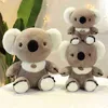 1PC 202835cm美しいコアラハグカワイイシミュレーションkoala peluche toy softed soft for ldrenキッズバースデープレゼントj220729